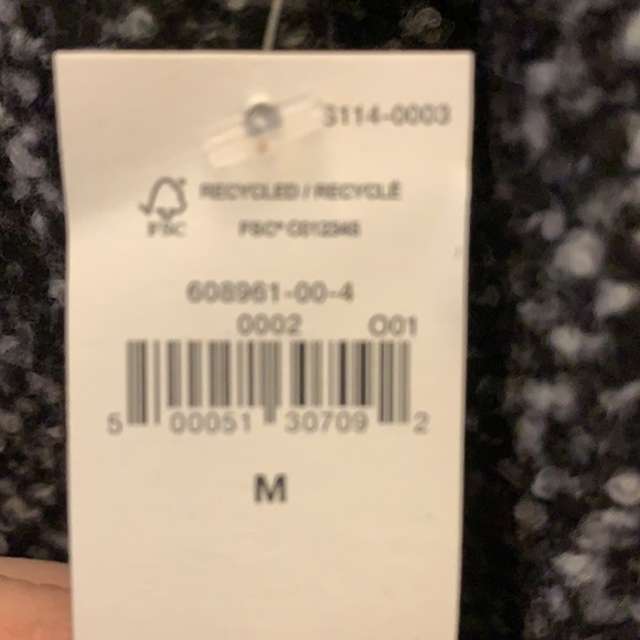 Old Navy. NWT - Picture 2 of 2